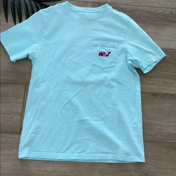 Vineyard Vines Aqua Tee with Floral Whale and crab Design size youth large - Picture 3 of 5